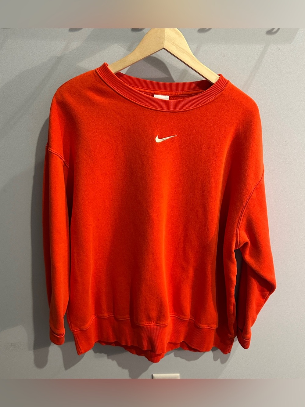 Nike Red/Orange Crewneck Sweatshirt